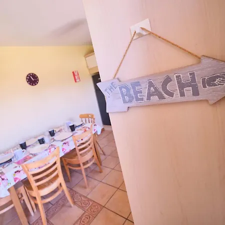 3 Bedroom Coastal Retreat By Travel Lets Homes Near Beaches & Surf Bundoran